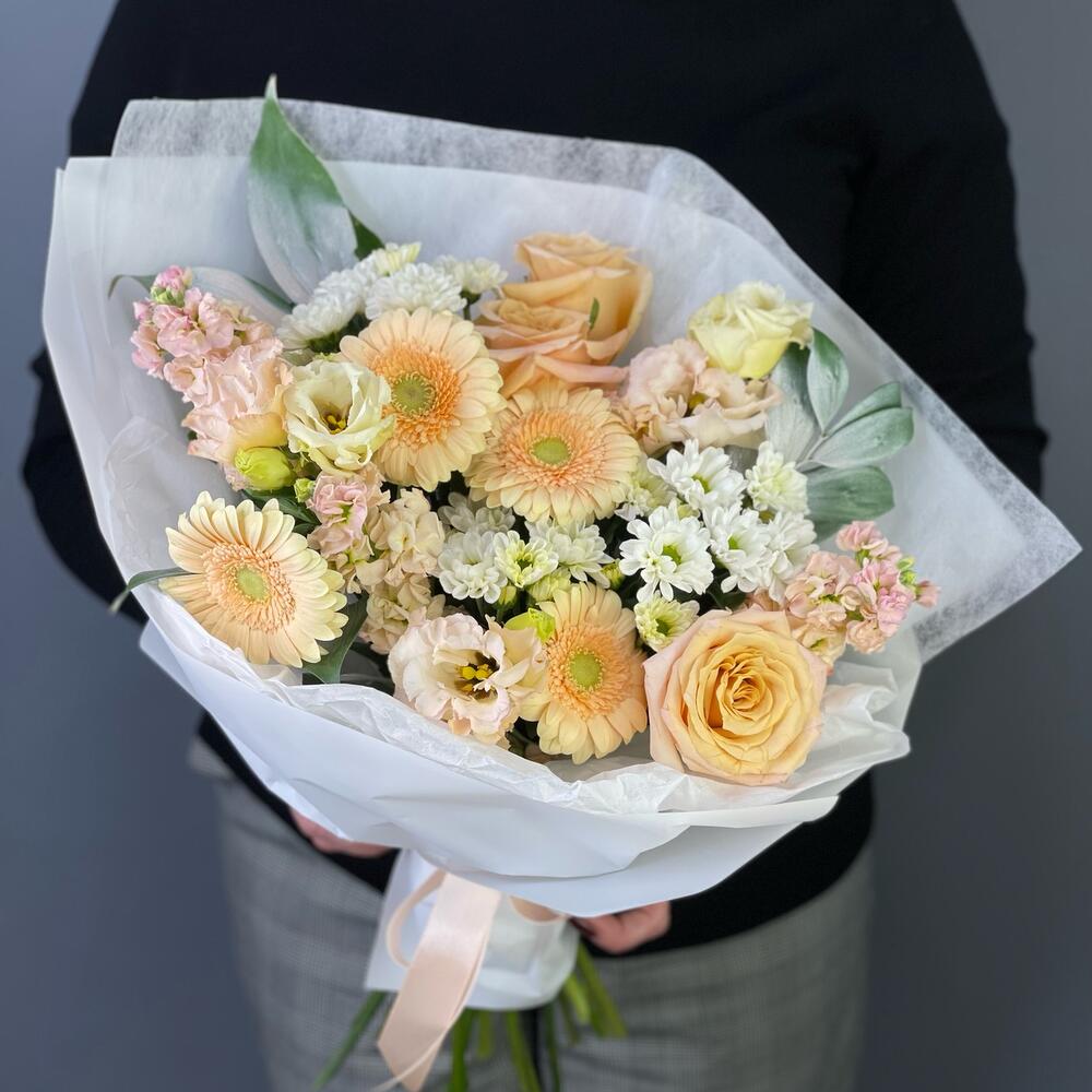 Букет с нежной маттиолой 